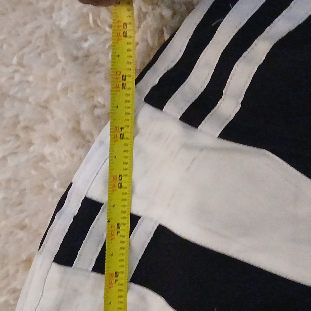 USED Colorblock Trench - Picture 14 of 14